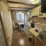 Downtown House With Air Conditioning